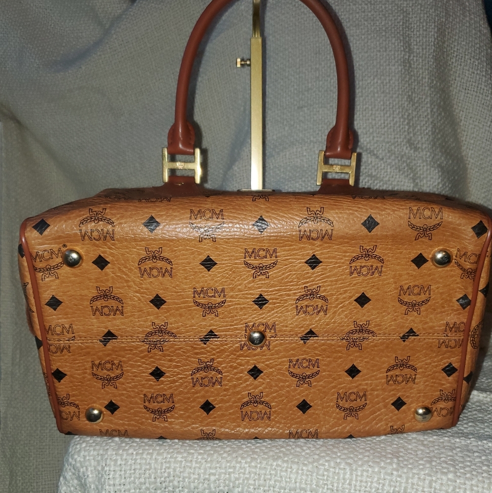 MCM Visetos Brown Monogram Handbag - Picture 15 of 16